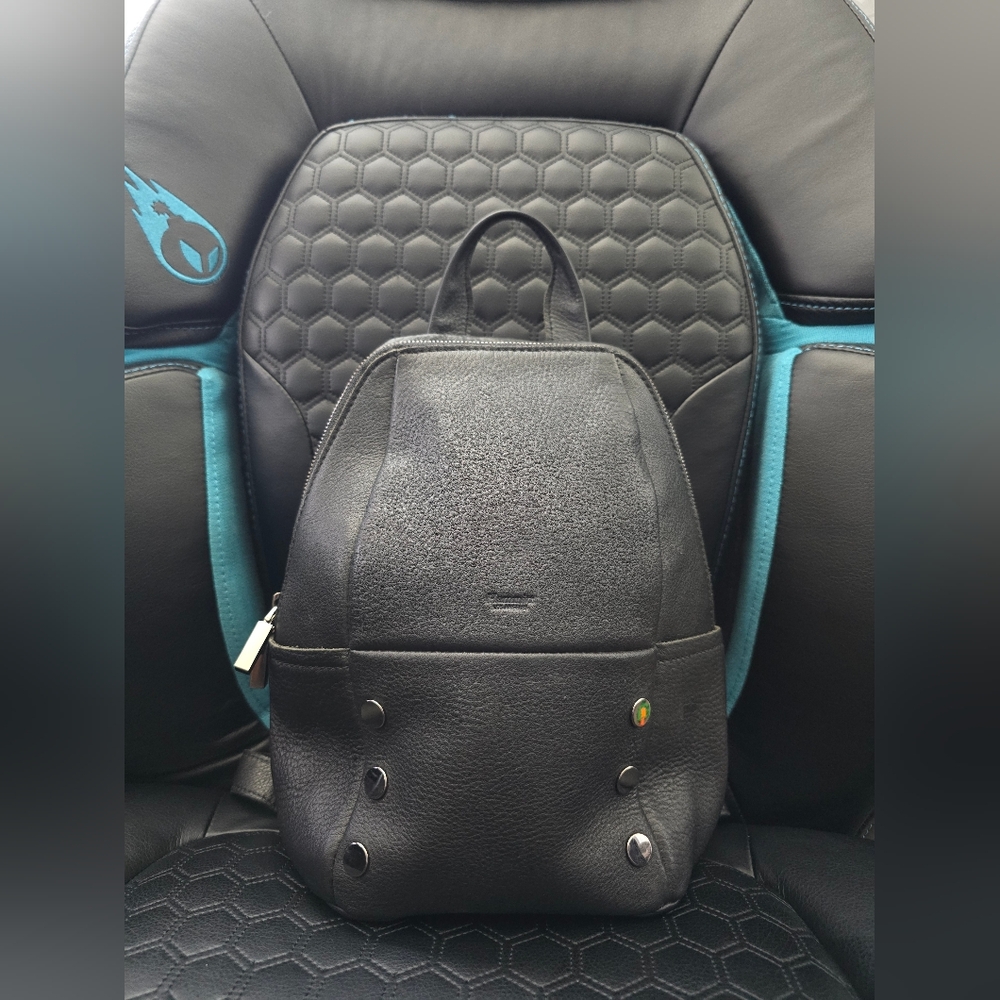 Hammitt Med Hunter Black Leather Backpack - Black/Gunmetal Hardware